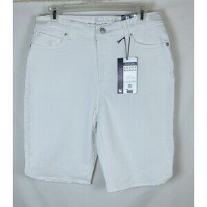 Gloria Vanderbilt Amanda White Bermuda Shorts Women Size 6 High Rise Denim New